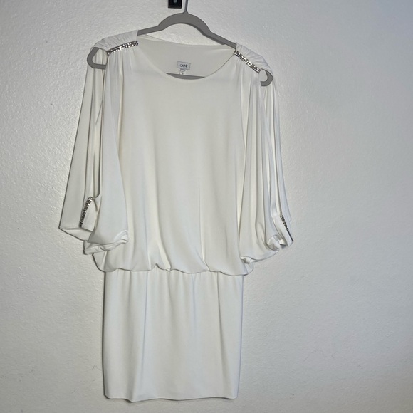 Cach'e White Rhinestone Dress Peek-A-Boo Shoulder Size Medium - Picture 1 of 5